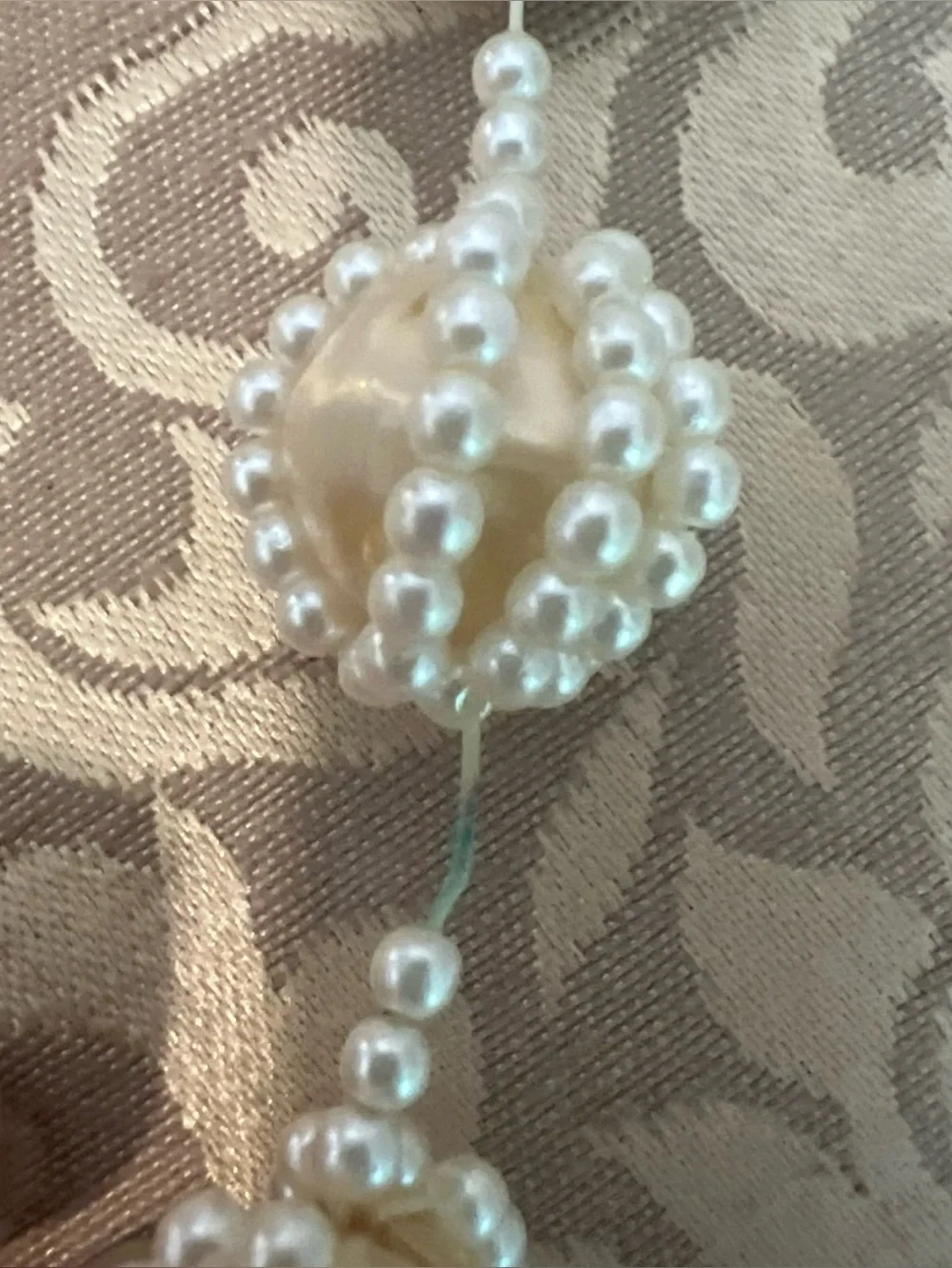 STUNNING VINTAGE ESTATE CAGED BEAD & PEARL NECKLACE Faux Pearls 36” Long